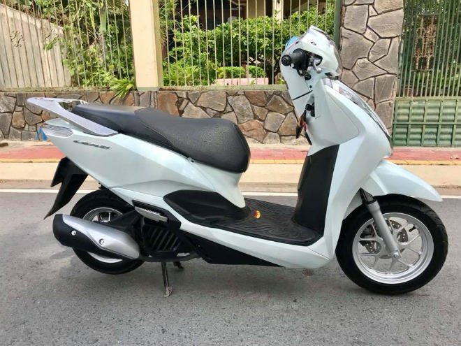 bang-gia-lan-banh-khi-mua-xe-ga-honda-lead-moi