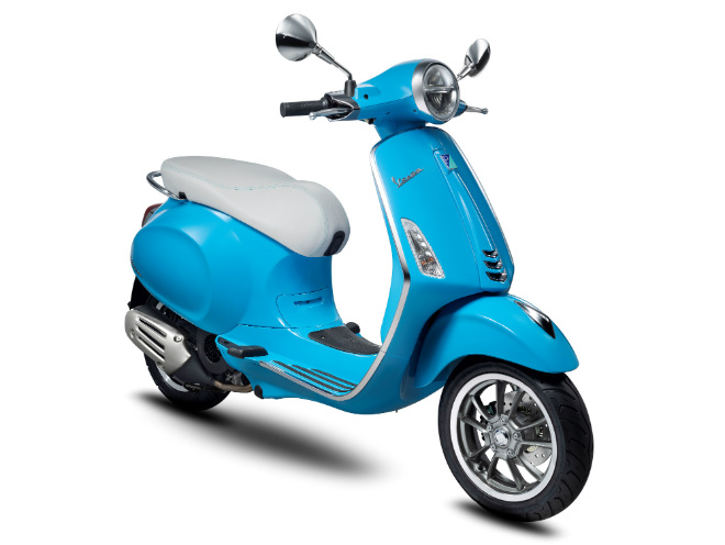 chiem-nguong-vespa-primavera-ban-ky-niem-50-nam-tai-viet-nam