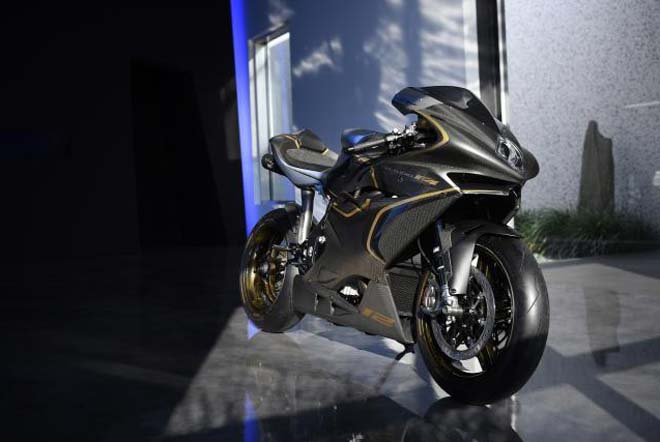 mv-agusta-f4-claudio-castiglioni-edition-trinh-lang-dep-xuat-sac
