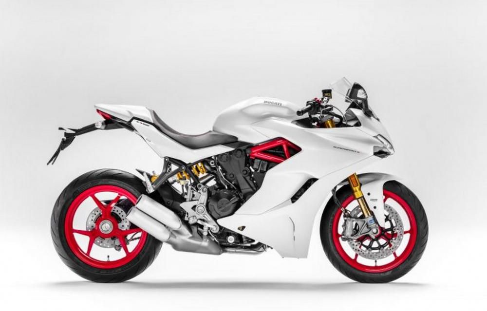 ducati-supersport-bi-trieu-hoi-do-ong-dan-xang-thua-cua-ducati-supersport-duoc-d