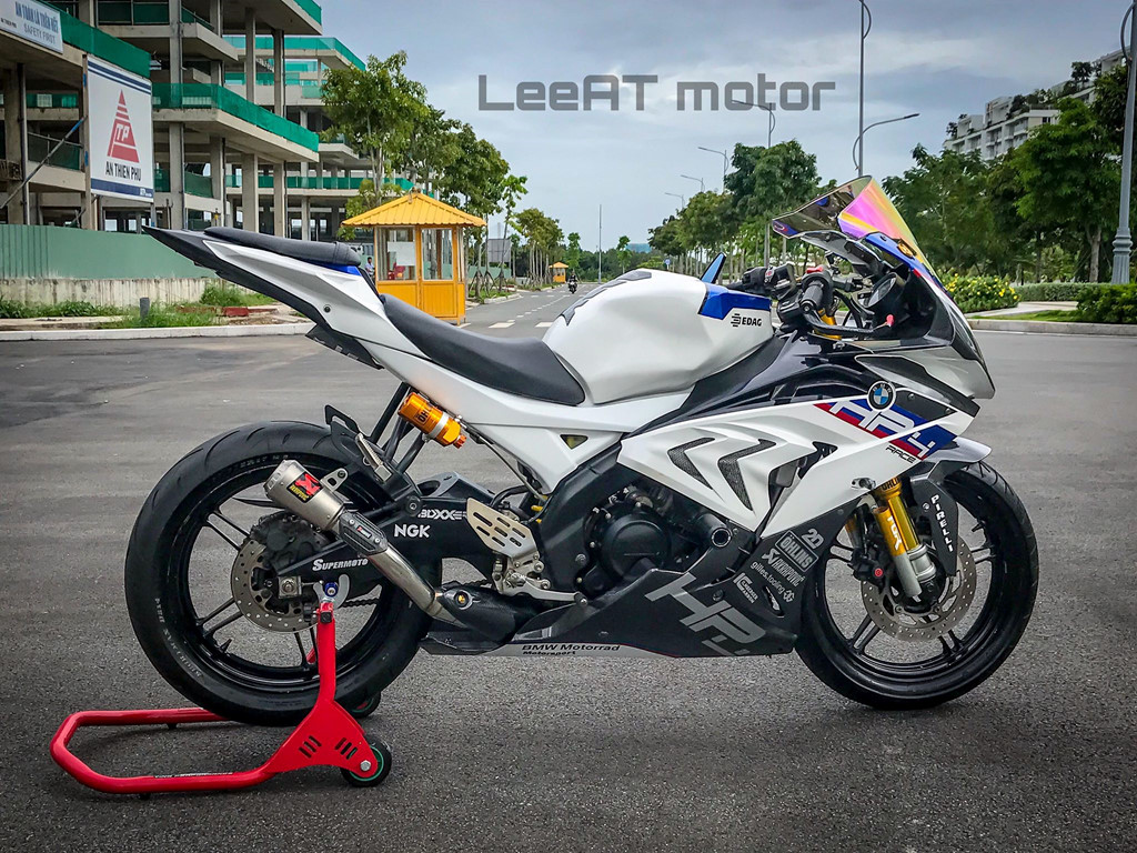 qua-ban-tay-tho-viet-yamaha-r15-lot-xac-thanh-ca-map-bmw-hp4