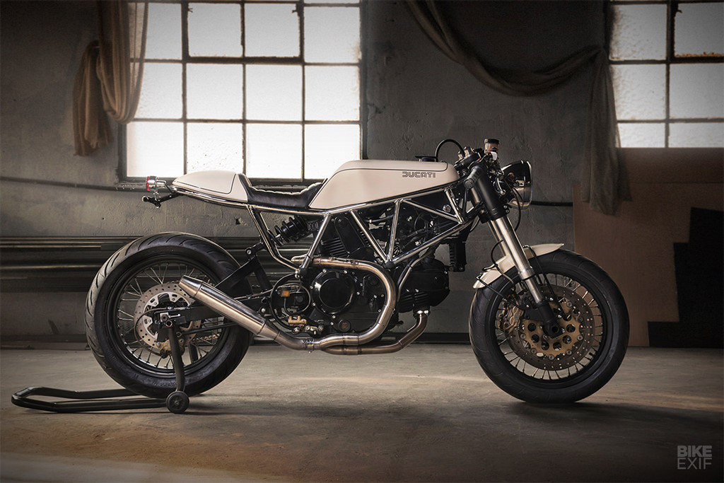 ducati-900-ss-do-phong-cach-ngua-hoang