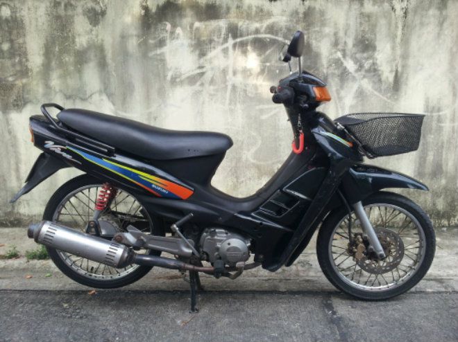 hoai-niem-ve-suzuki-viva-doi-thu-am-anh-huyen-thoai-honda-dream-mot-thoi