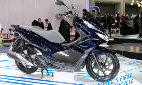 honda-pcx-hybrid-sap-ban-tai-thai-lan