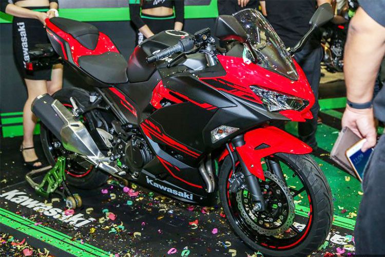 kawasaki-ninja-250-2018-ra-mat-voi-gia-ban-chi-37-trieu-dong