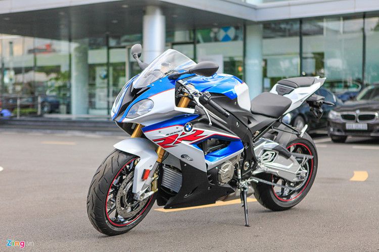 sieu-moto-bmw-s1000rr-2018-ve-viet-nam-voi-gia-chinh-hang-599-trieu-dong