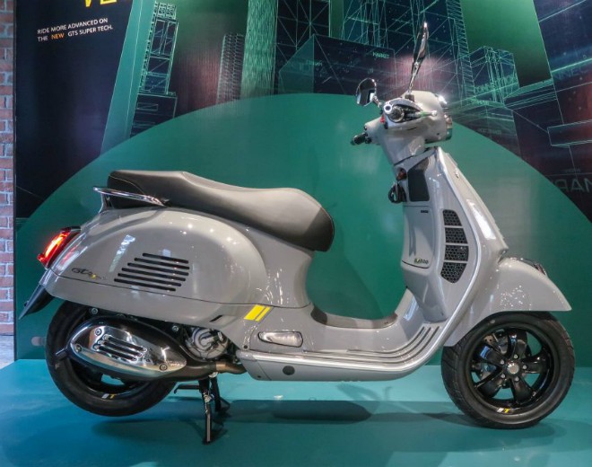 xe-ga-hang-sang-2021-vespa-gts-300-hpe-super-tech