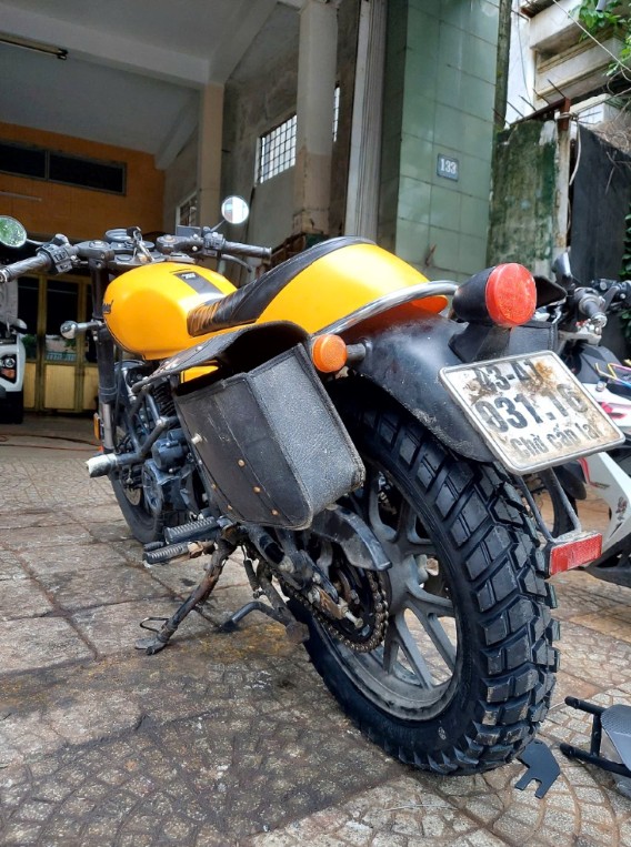vo-khong-ruot-tubeless-xsr155-100-80-17