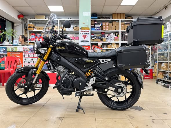 do-bo-thung-nhom-xe-xsr-155-di-tour