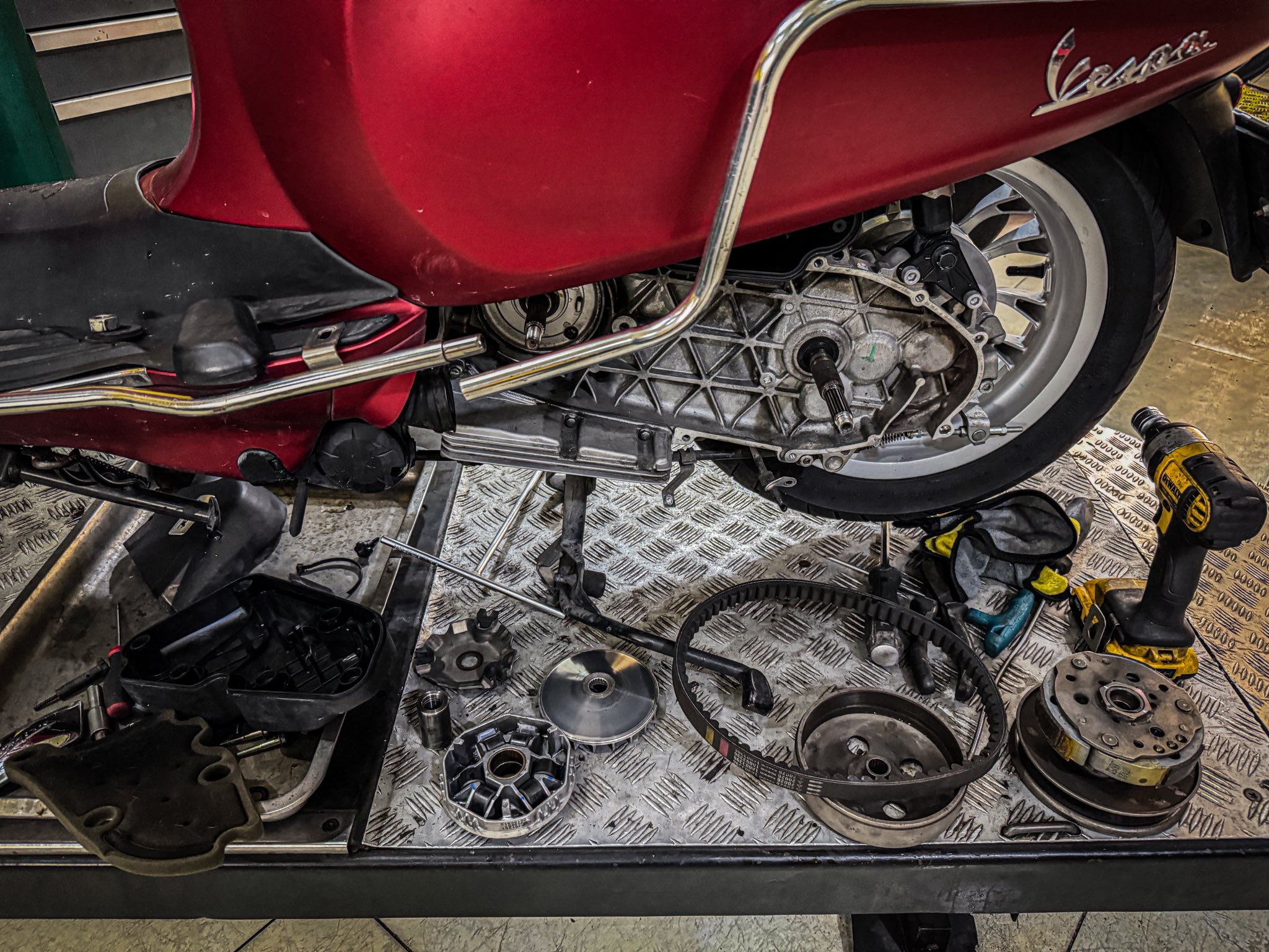 Vệ sinh nồi Vespa