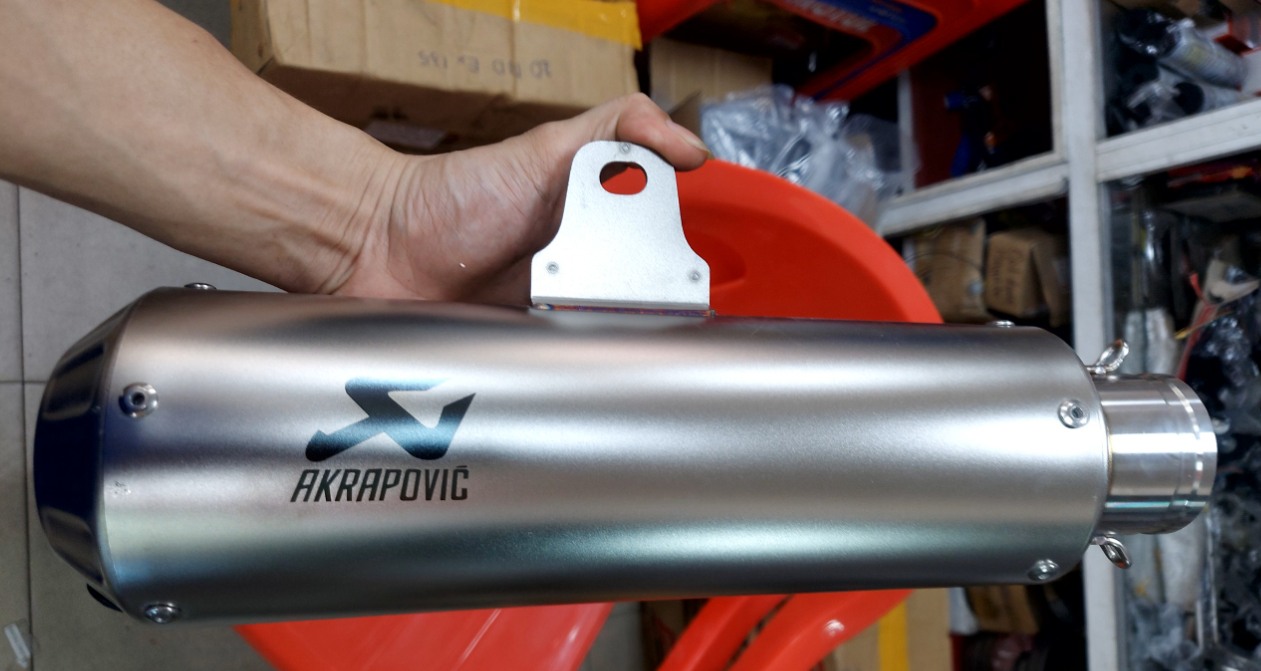 Pô độ R3 thể thao