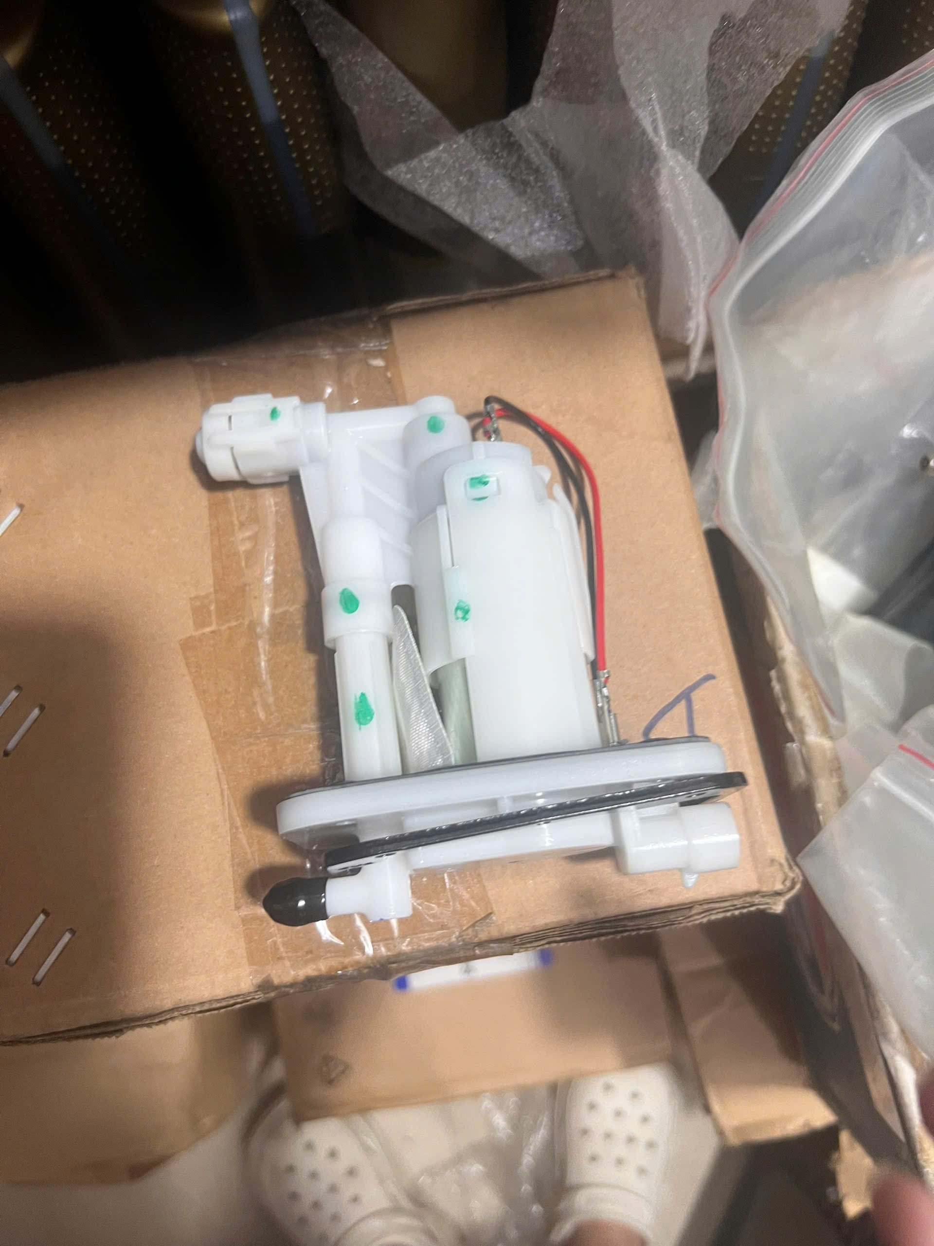 Cụm bơm xăng GPX Legend 150