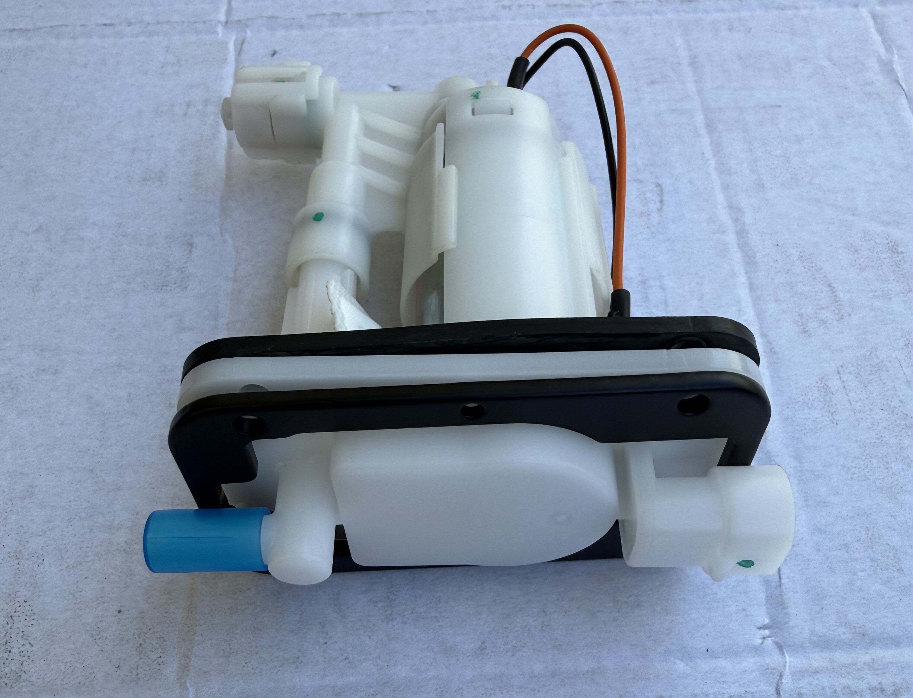 Cụm bơm xăng Brixton