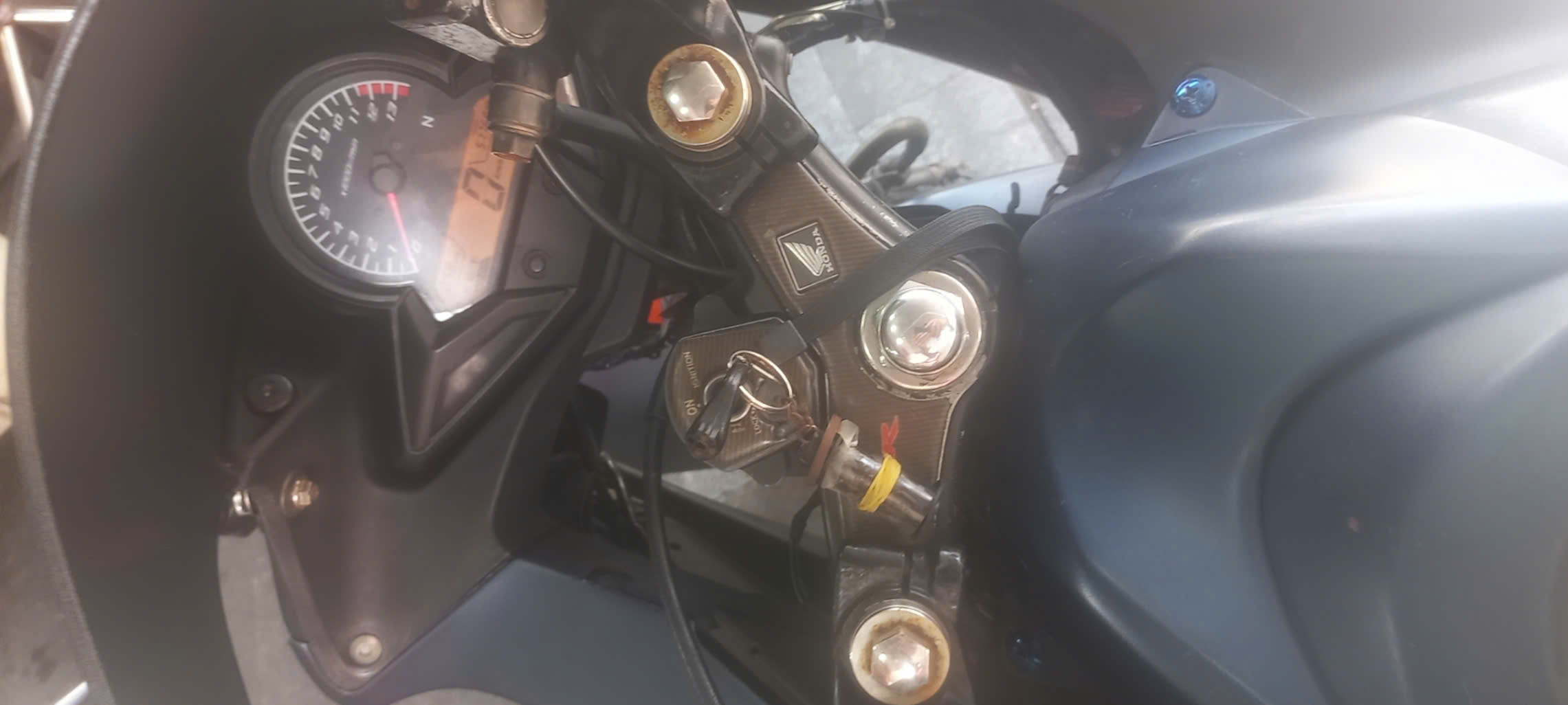 Bộ khóa Honda CBR150 trọn bộ