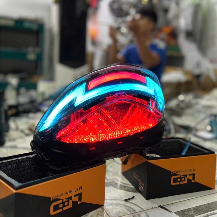 Đèn LED Audi sau SH 2025