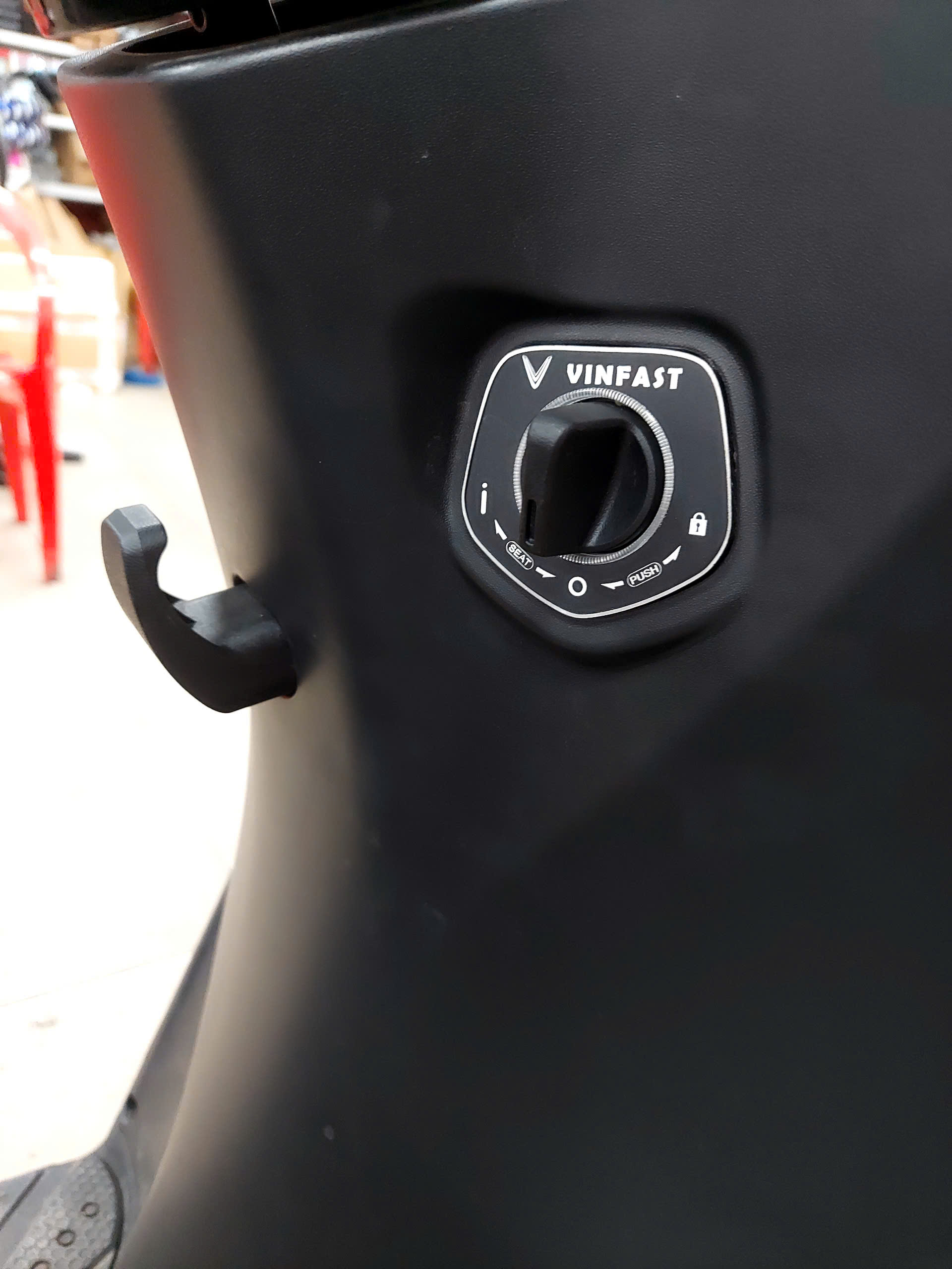 dich vu lap smartkey vinfast luu dong tai nha