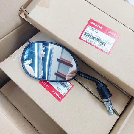 kinh chieu hau xe may suzuki raider gsx address viva