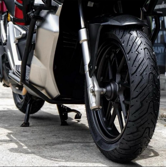 Lốp Pirelli Angel Scooter chính hãng