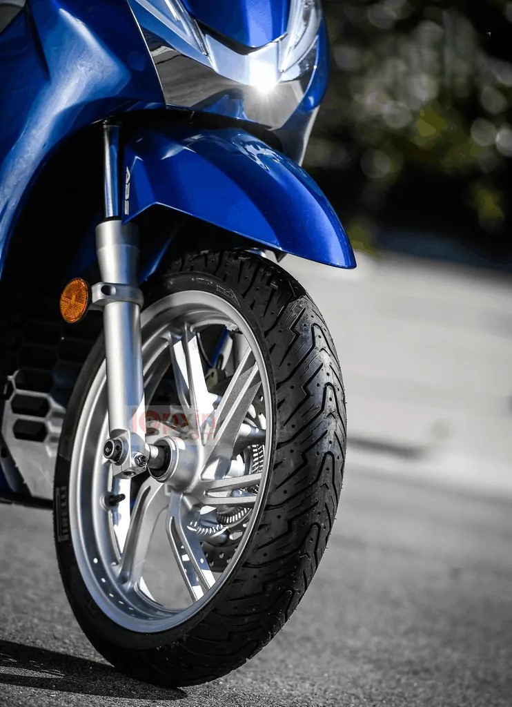 Lắp đặt lốp Pirelli tại Đà Nẵng