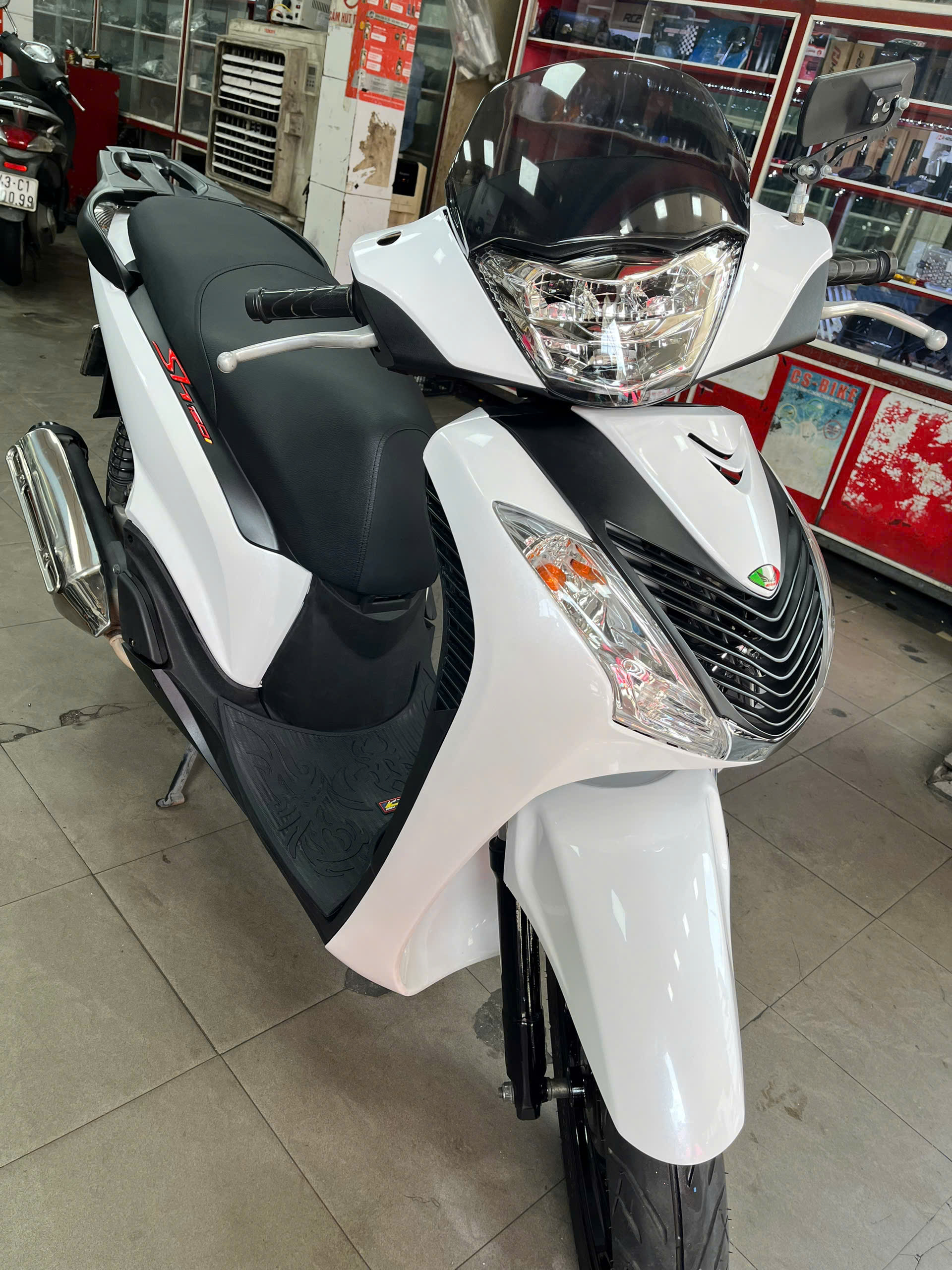 Độ dàn nhựa SH Ý