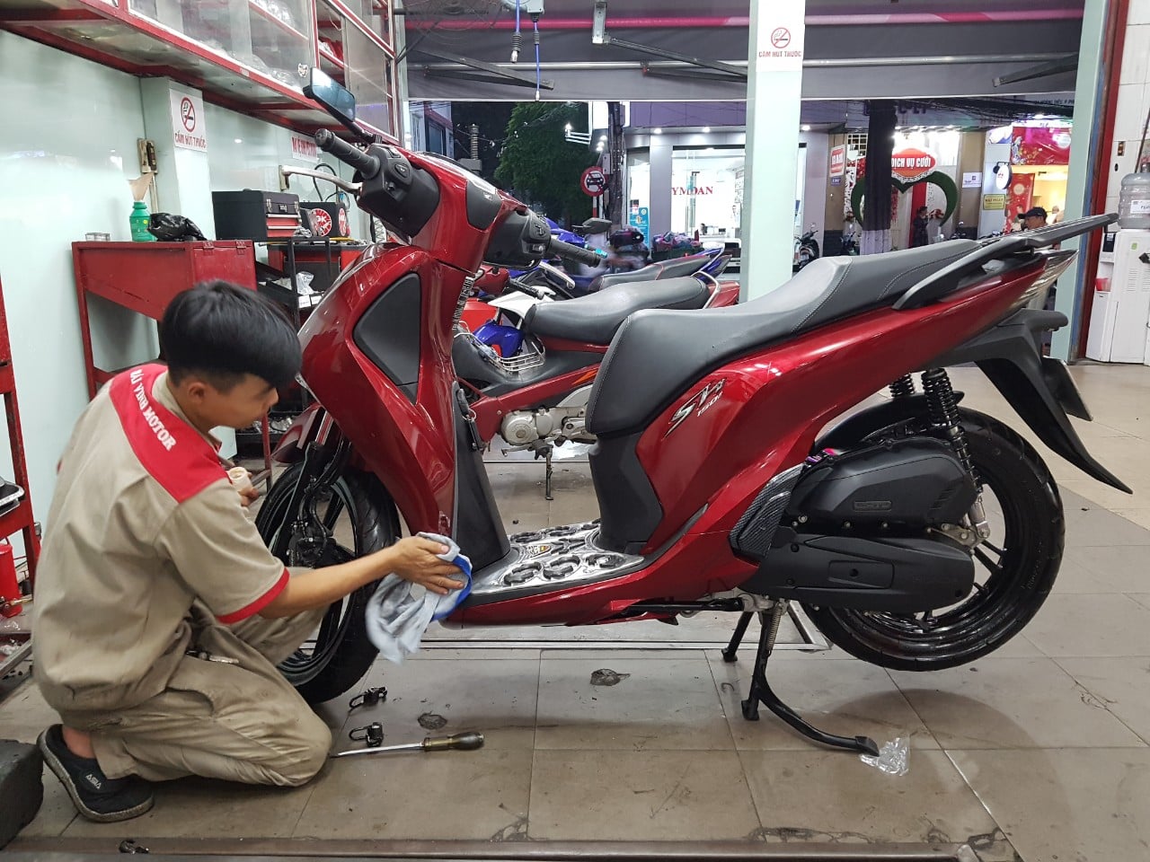 son mau den mo sh da nang