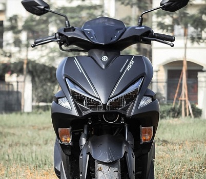 Dọn sạch, phục hồi từng chi tiết – xe sáng như mới.