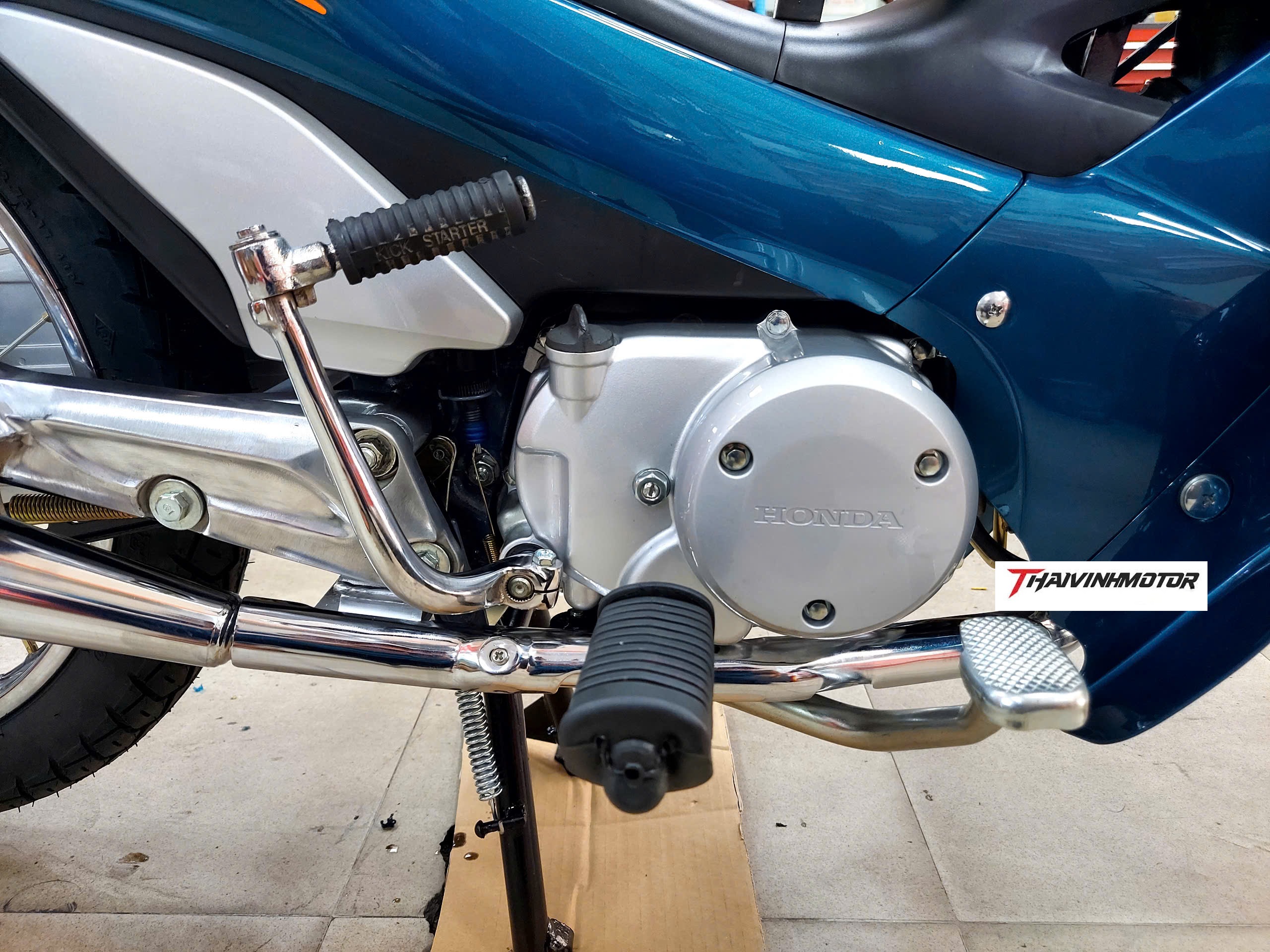 sua-chua-tan-trang-xe-future-1