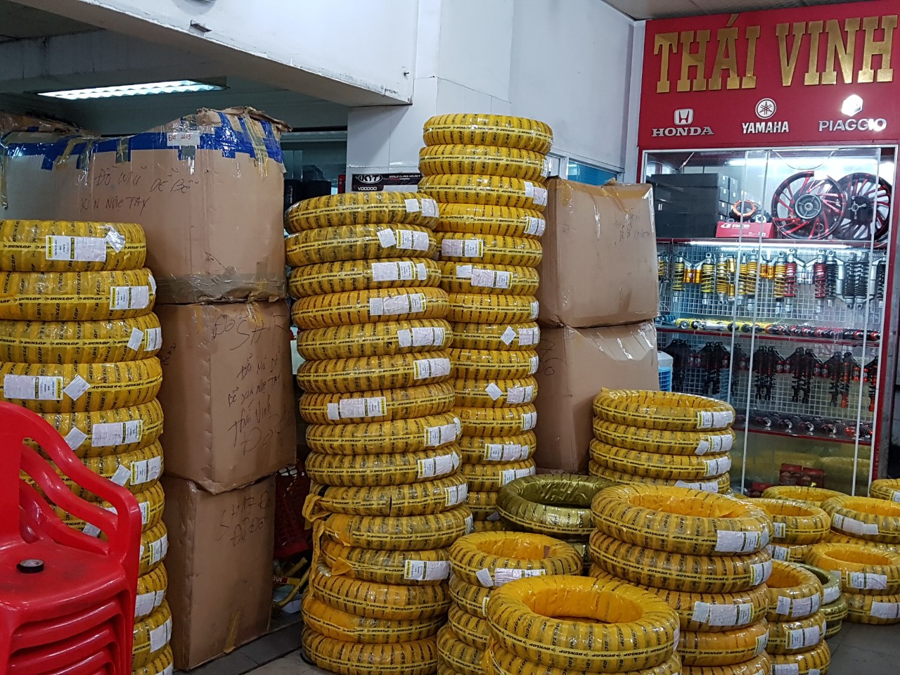 thay lop dunlop da nang