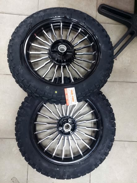 vanh duc xe yamaha pg1 the thao