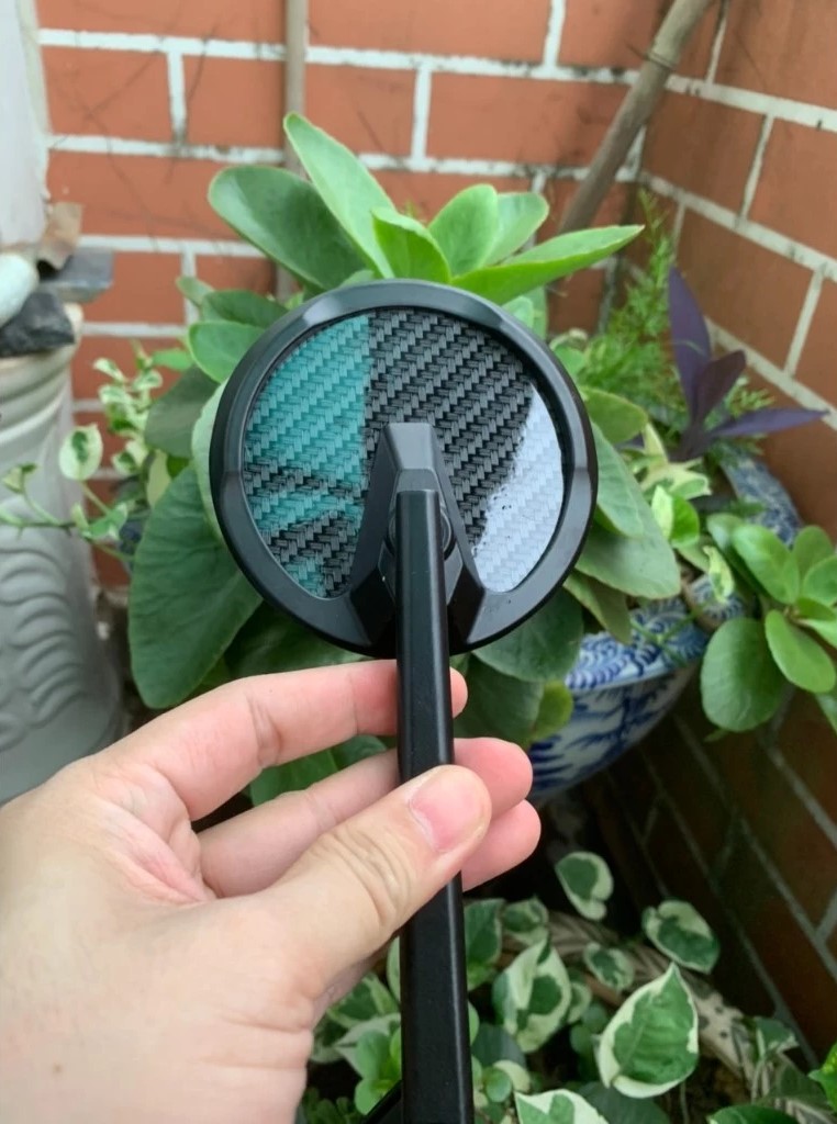 kinh chieu hau carbon nho gon da nang