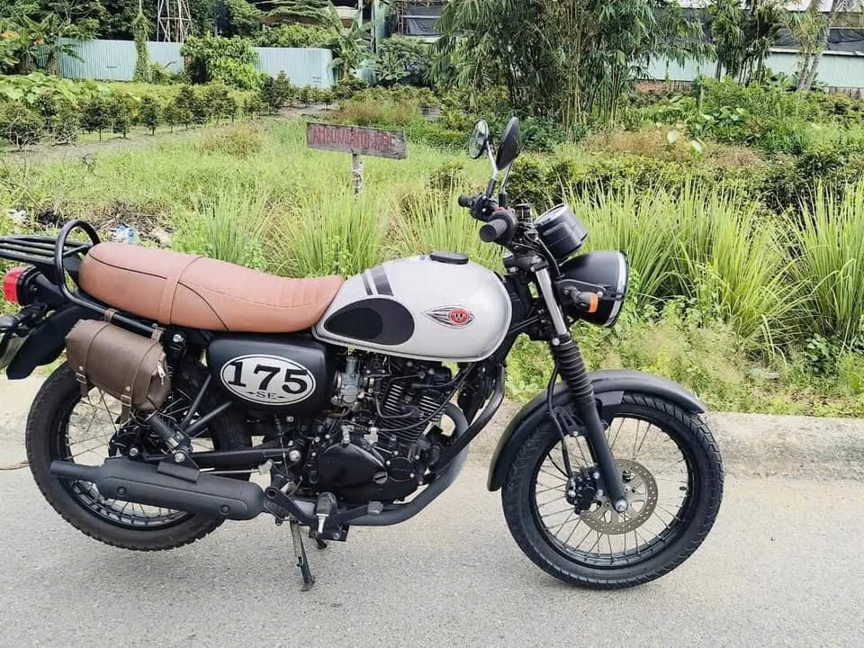 Xe Kawasaki W175 phong cách Classic