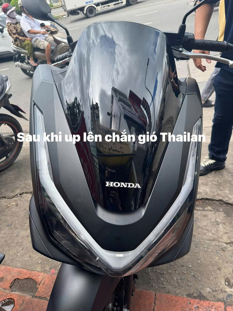 pcx kinh chan gio che 3 lo oc bien so