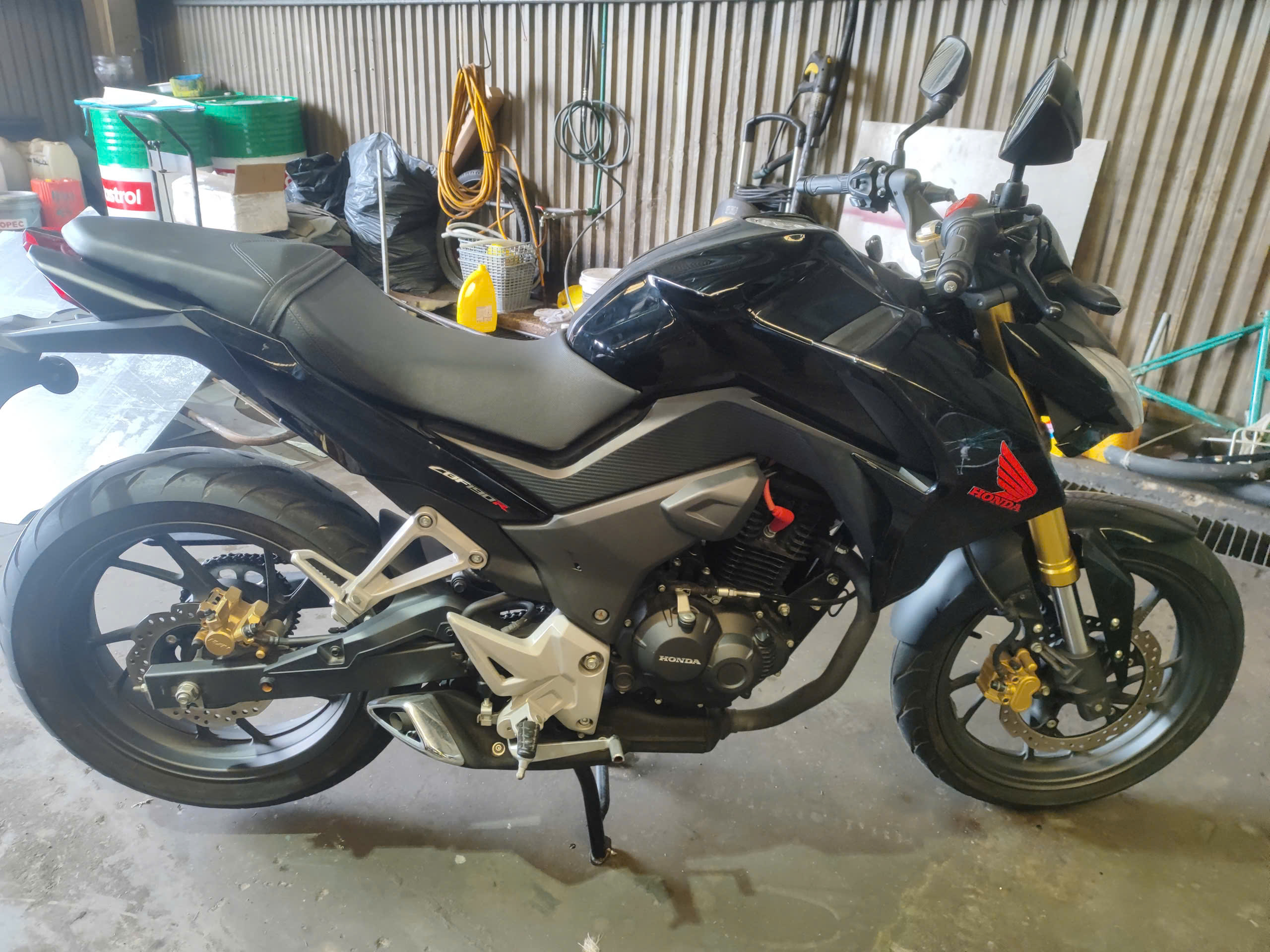 bom xang honda cb190x cb190r 190ss thuc te 2