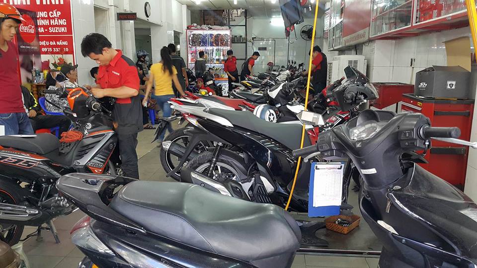 Xe máy gặp sự cố cần cứu hộ tại Đà Nẵng