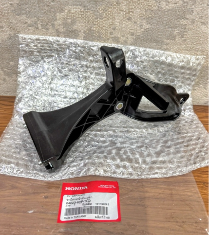 pat-chong-mat-na-honda-scoopy-2025-san-hang