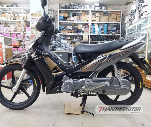 tan-trang-lam-moi-honda-future-x-lay-lai-phong-do-sau-nhieu-nam-su-dung
