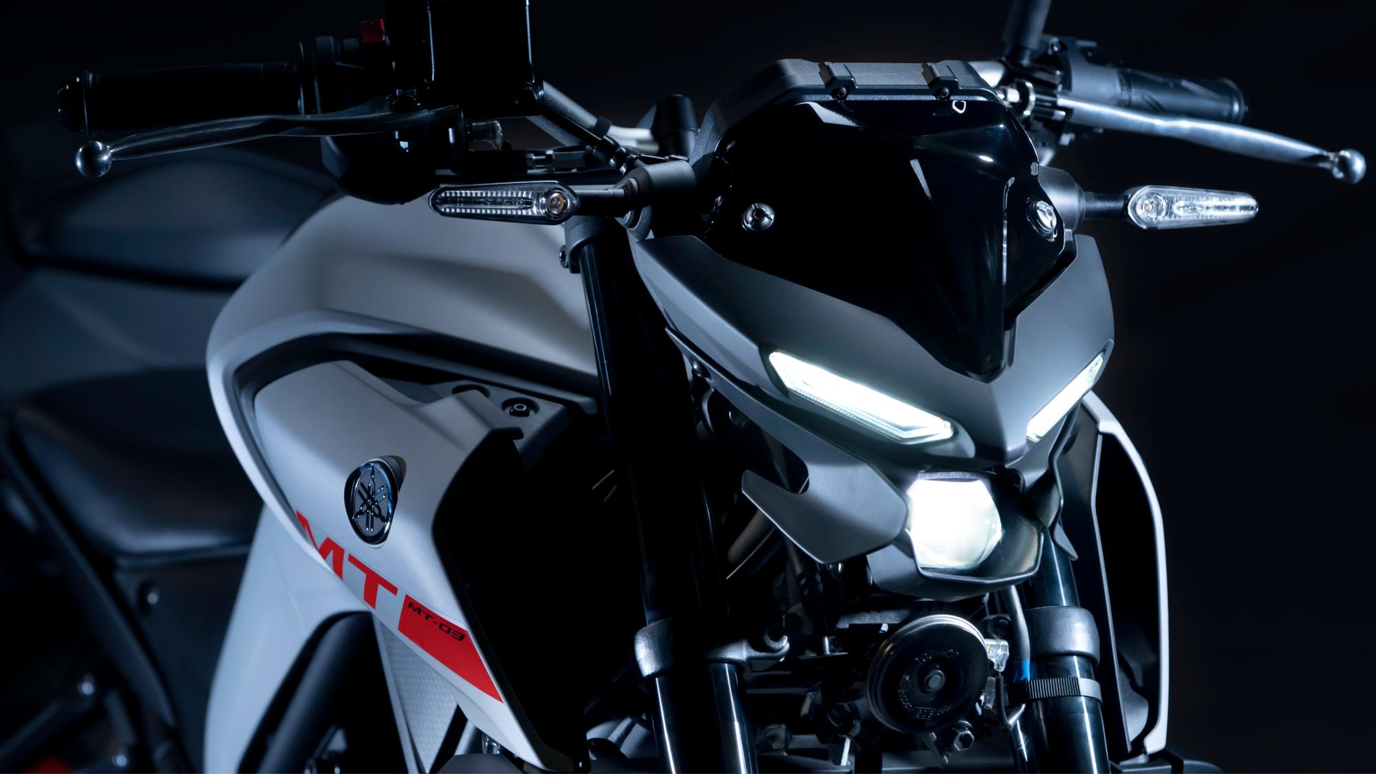 pha-den-cho-cac-dong-pkl-yamaha-mt-03-r3-tracer-9-gt-tenere-700-mt-09-xsr-900-r7