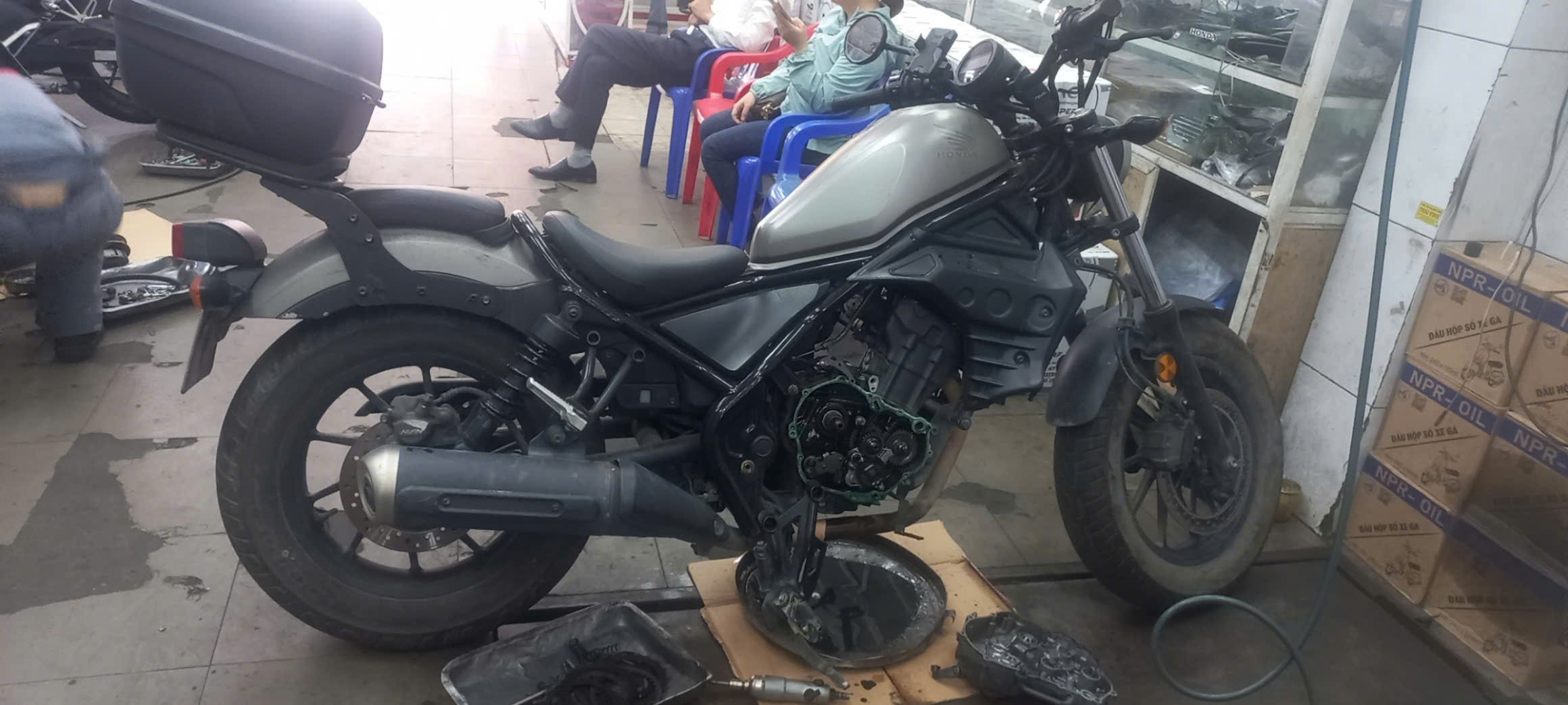 sua-xe-may-honda-rebel-300-500-chuyen-nghiep-tai-da-nang