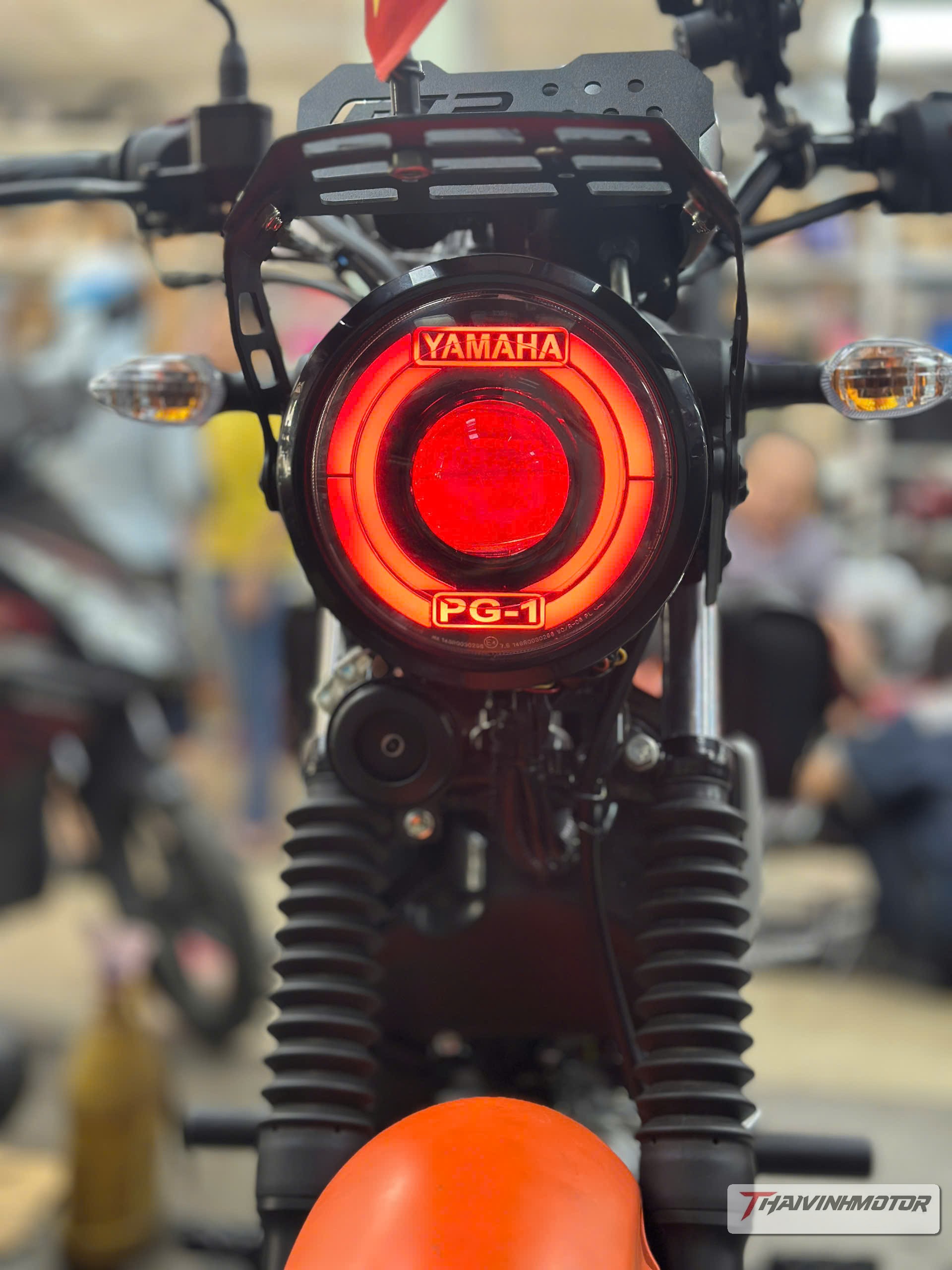 den-bi-cau-led-cho-yamaha-pg-1-chieu-sang-dinh-cao-dang-cap-moi-cho-dong-xe-the-