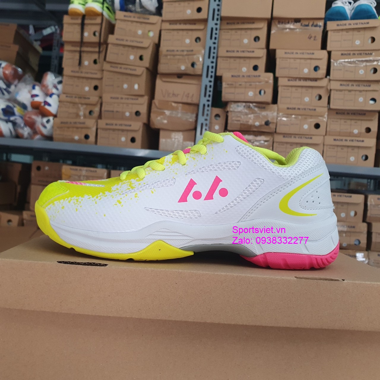 giay-danh-cau-long-nam-nu-lefus-l018-trang-vang-sportsviet