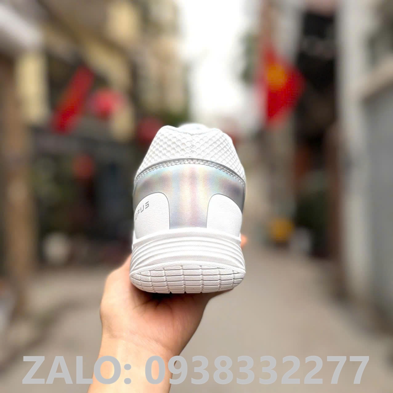 giay-cau-long-lefus-nam-nu-CS28F2-mau-trang-chinh-hang