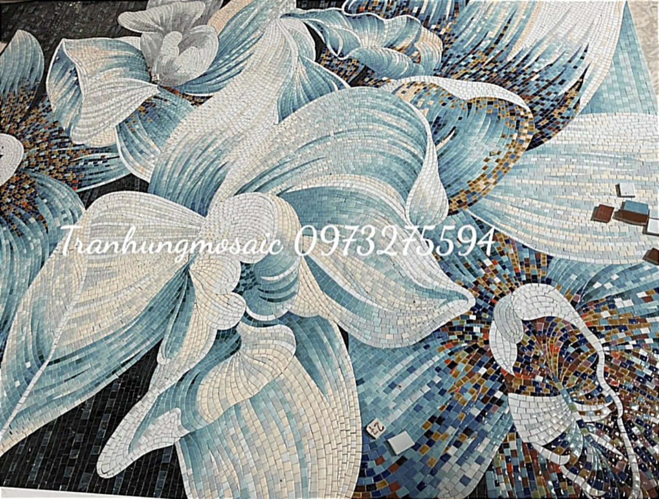 TRANH MOSAIC HOA MỘC LAN