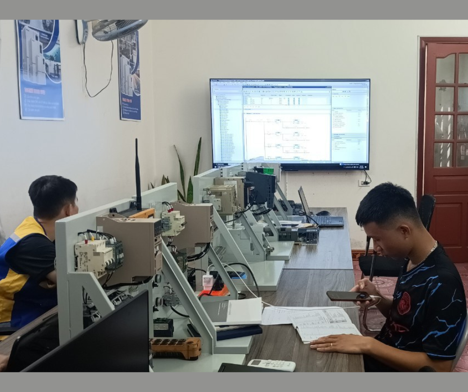 NIHACO AUTOMATION TỔ CHỨC ĐÀO TẠO VÀ BỒI DƯỠNG ĐỘI NGŨ KỸ THUẬT MỚI