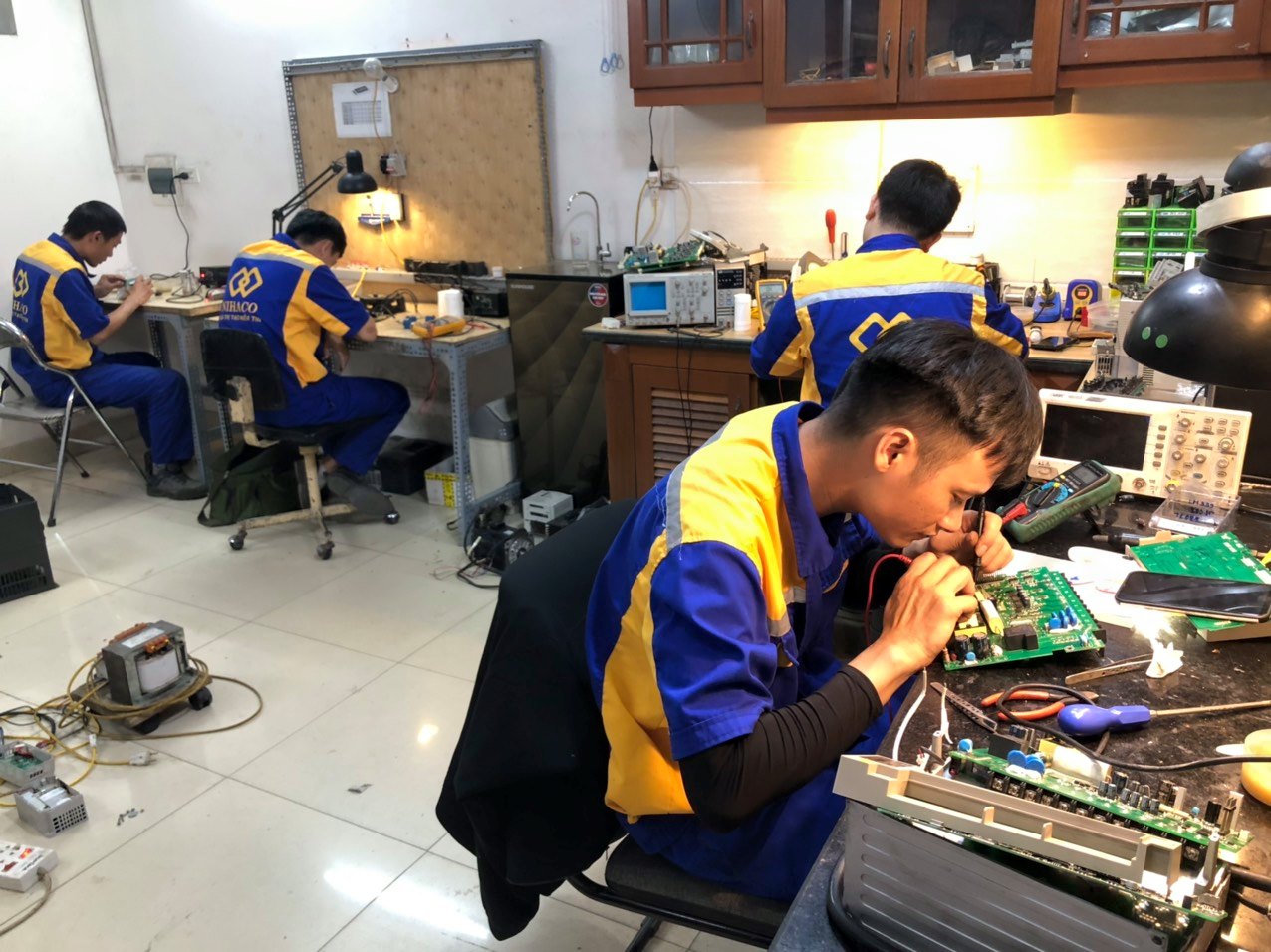 NHỮNG SỰ CỐ THƯỜNG GẶP Ở BIẾN TẦN VÀ CÁCH XỬ LÝ