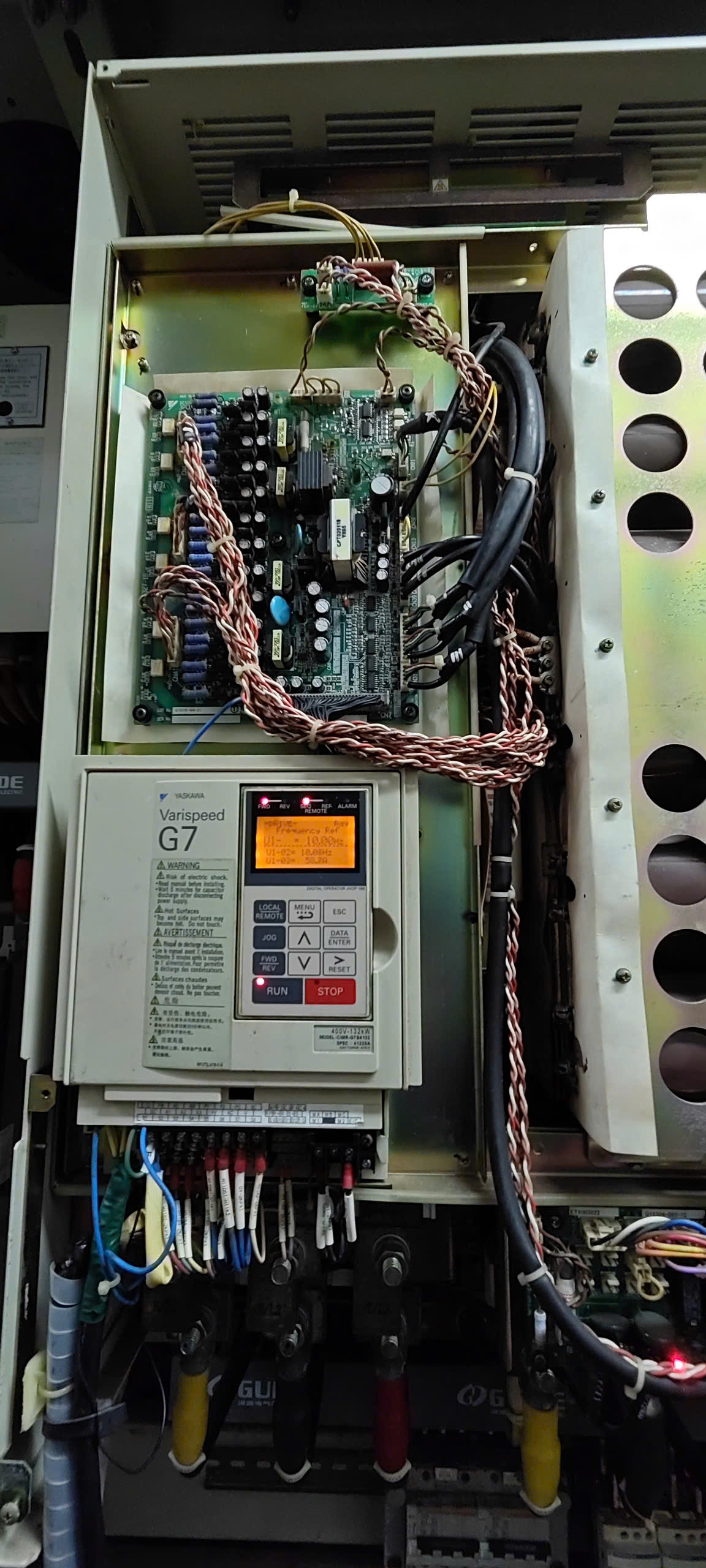 sua-chua-bien-tan-yaskawa-5