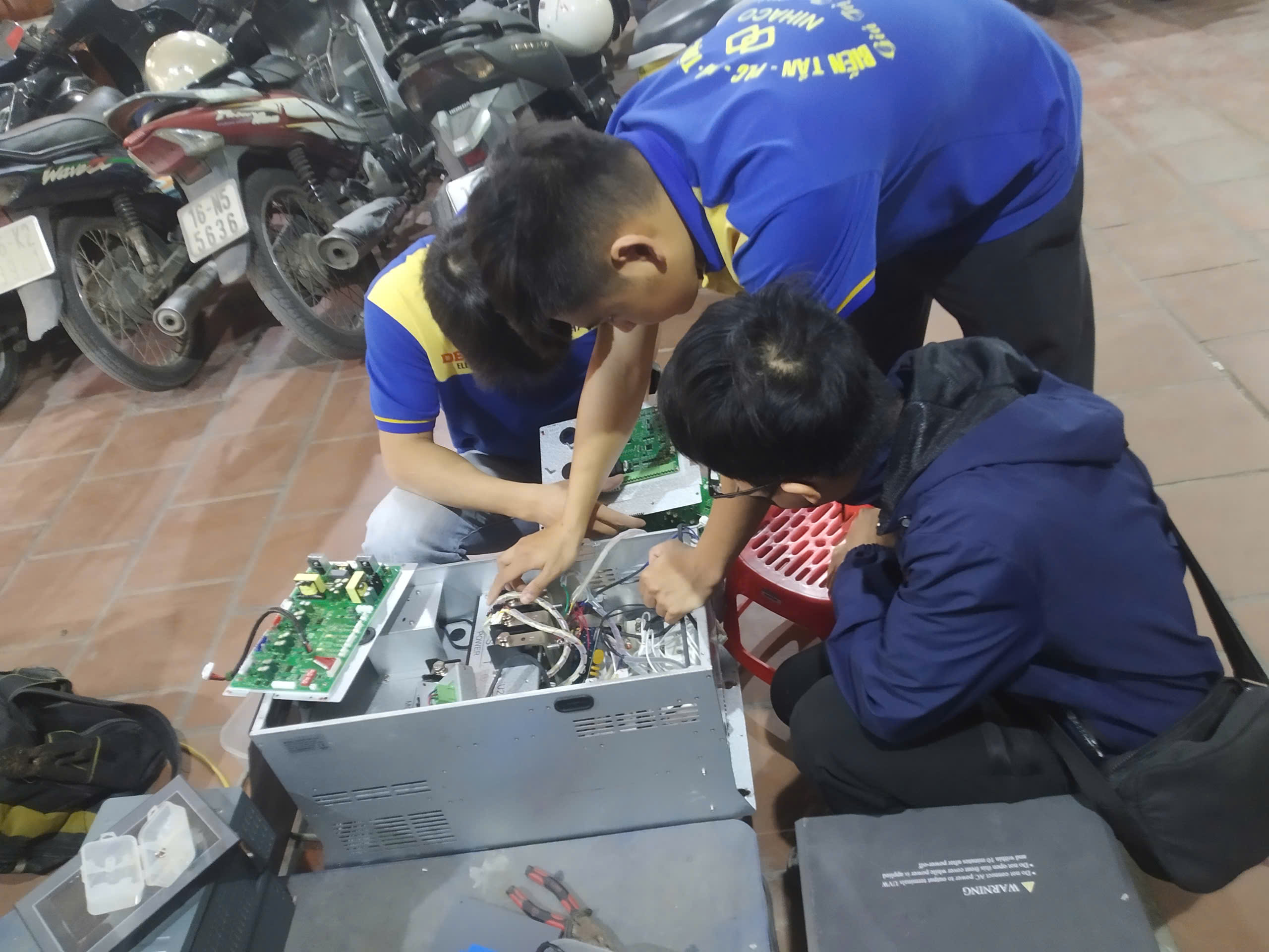 sua-chua-bien-tan-tai-ha-noi-9