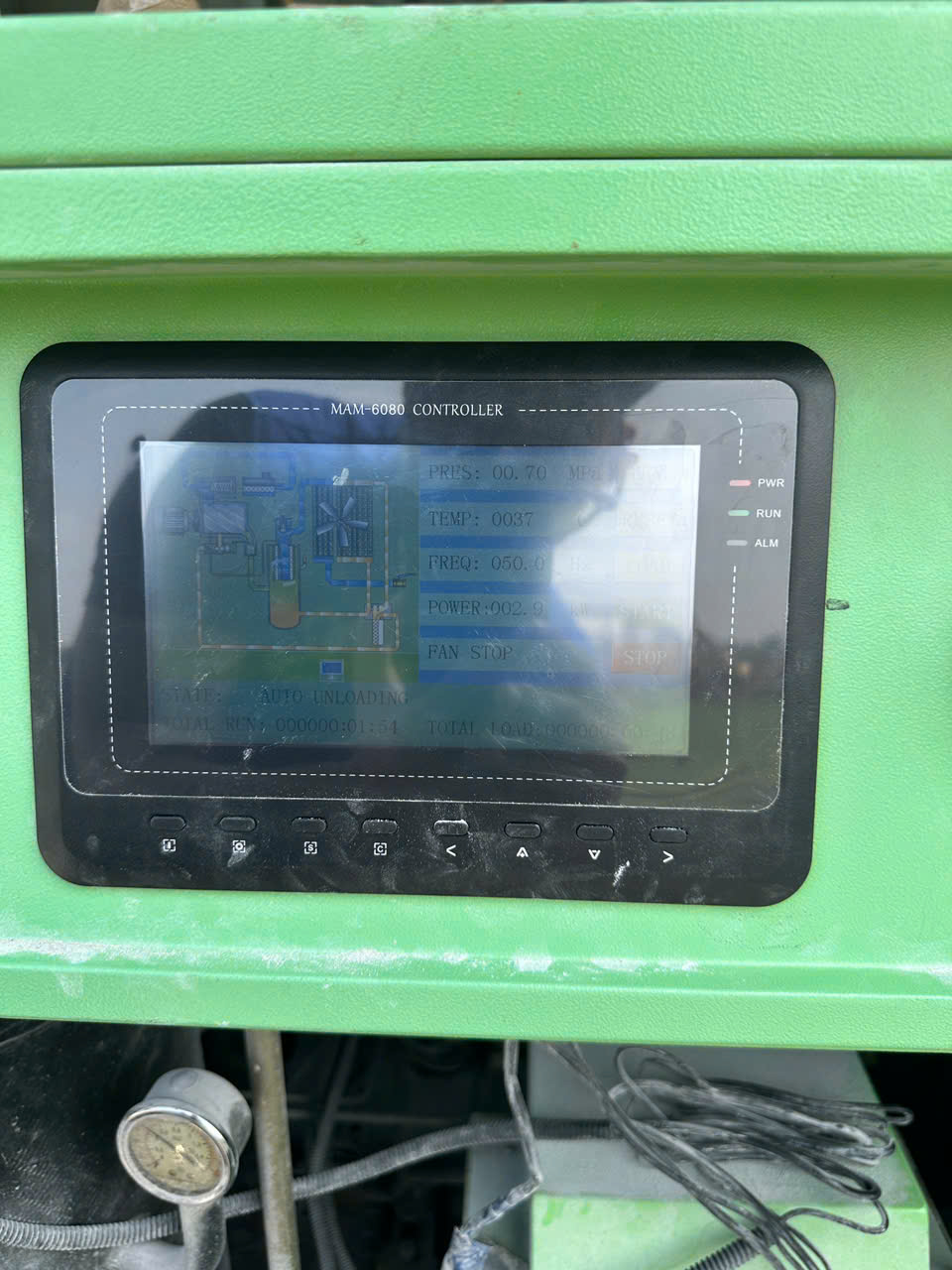 man-hinh-may-nen-khi-mam-6080