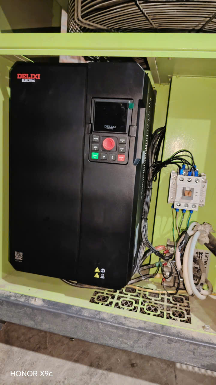 delixi-h300-may-nen-khi