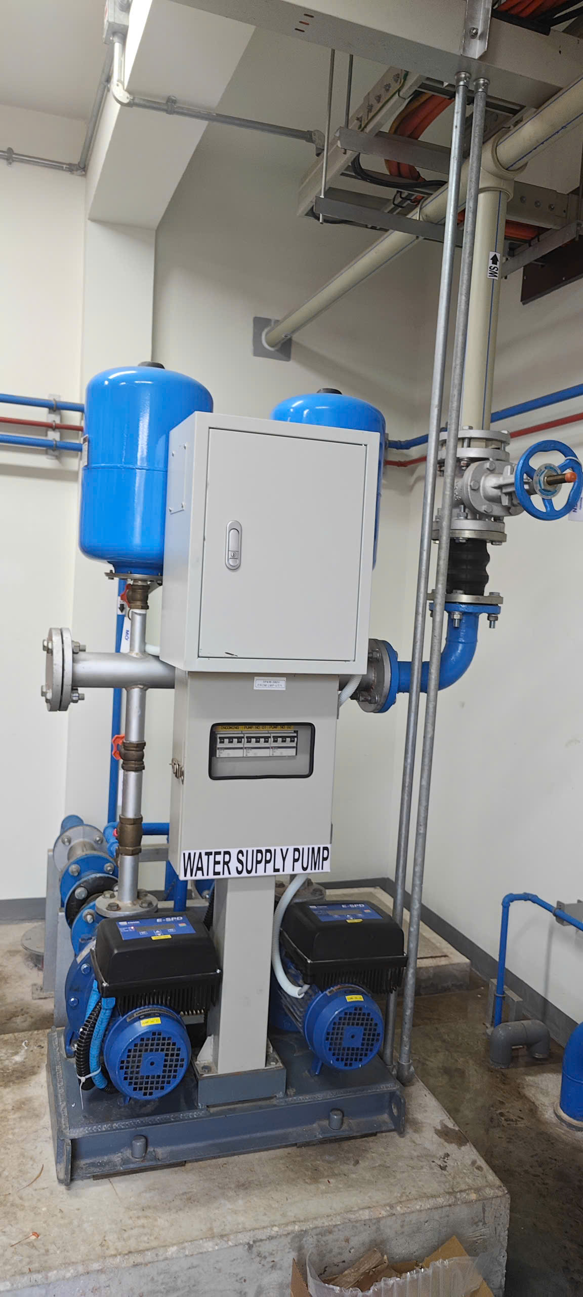 lap-dat-bien-tan-delixi-h500-may-bom-vsip-hai-phong