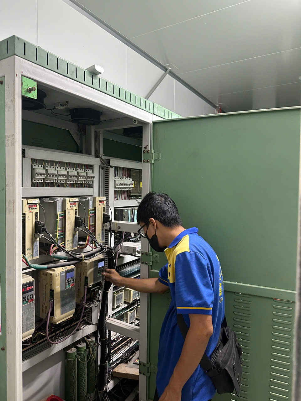 sua-chua-bien-tan-yaskawa